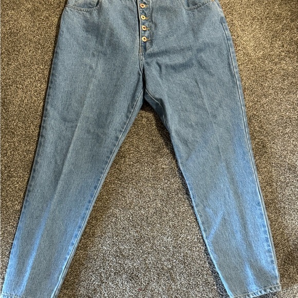No Excuses Vintage High Rise Mom Jeans Size 17/18 | Button Fly Tapered Leg - Picture 2 of 6